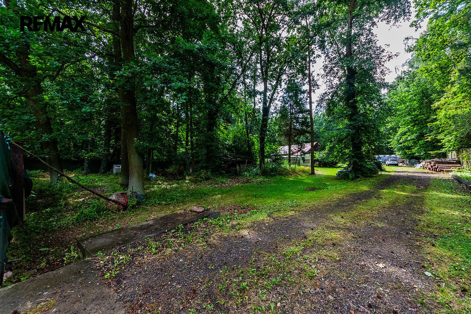 Prodej stavebního pozemku 3 226 m² – fotografie 2