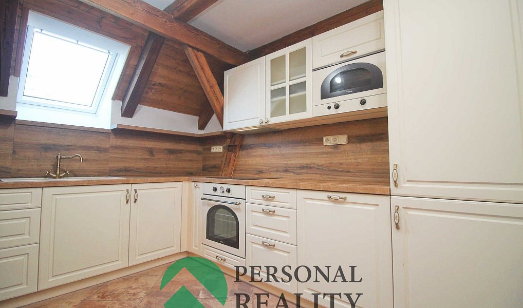 Prodej bytu 4+kk 99 m², Kounov – náhled fotky 3