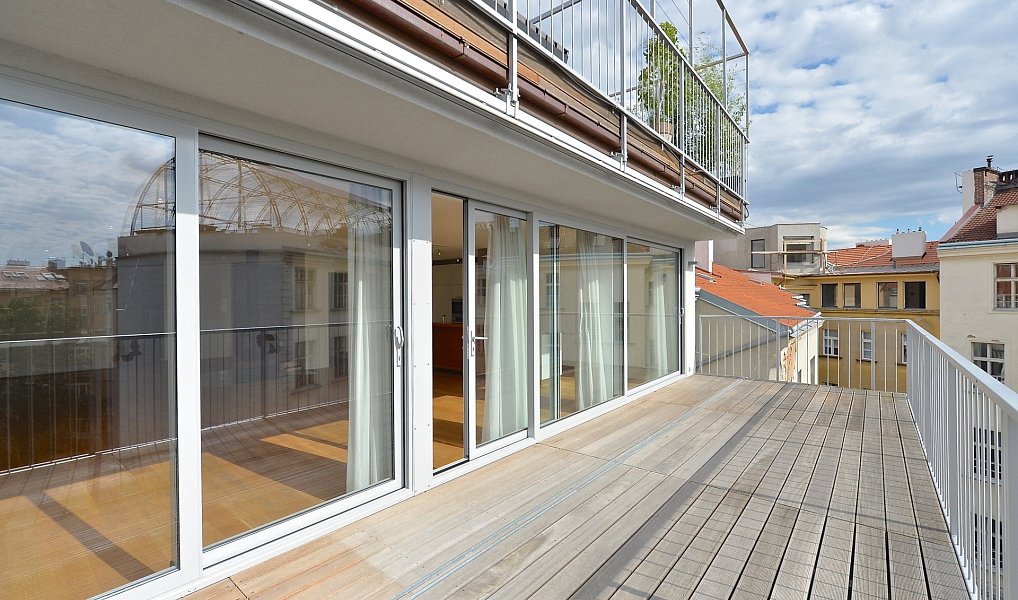 Pronájem bytu 4+kk 203 m², Praha – náhled fotky 8