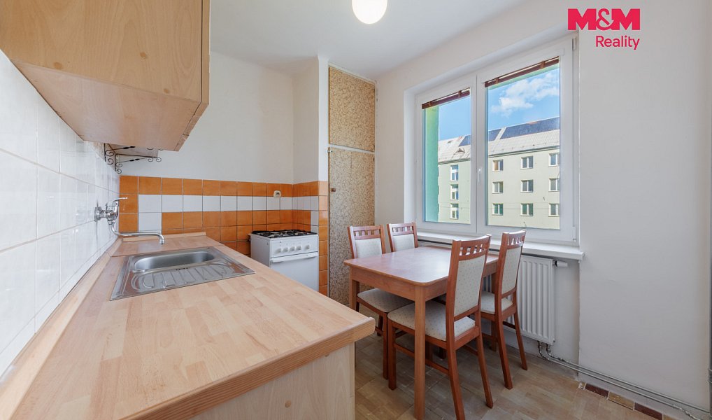 Prodej bytu 3+1 59 m², Nová Ves – náhled fotky 2