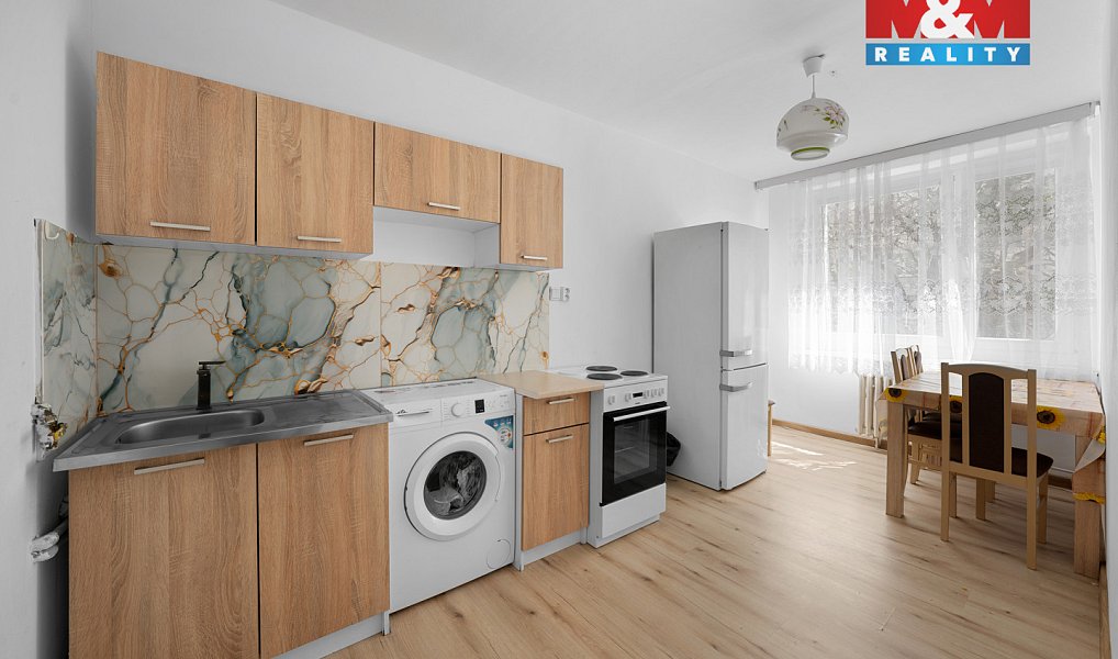Prodej bytu 3+1 68 m², Krupka – náhled fotky 2