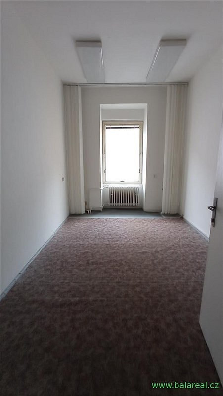 Pronájem kanceláře 14 m² — photo 5