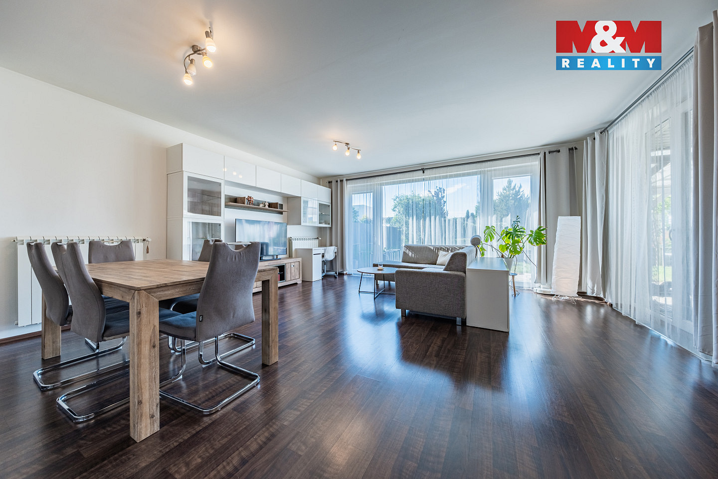 Prodej domu 141 m² s pozemkem 459 m² — photo 2