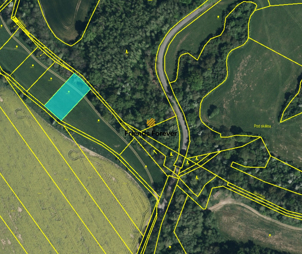 Prodej pole 11 865 m² – pohled 2