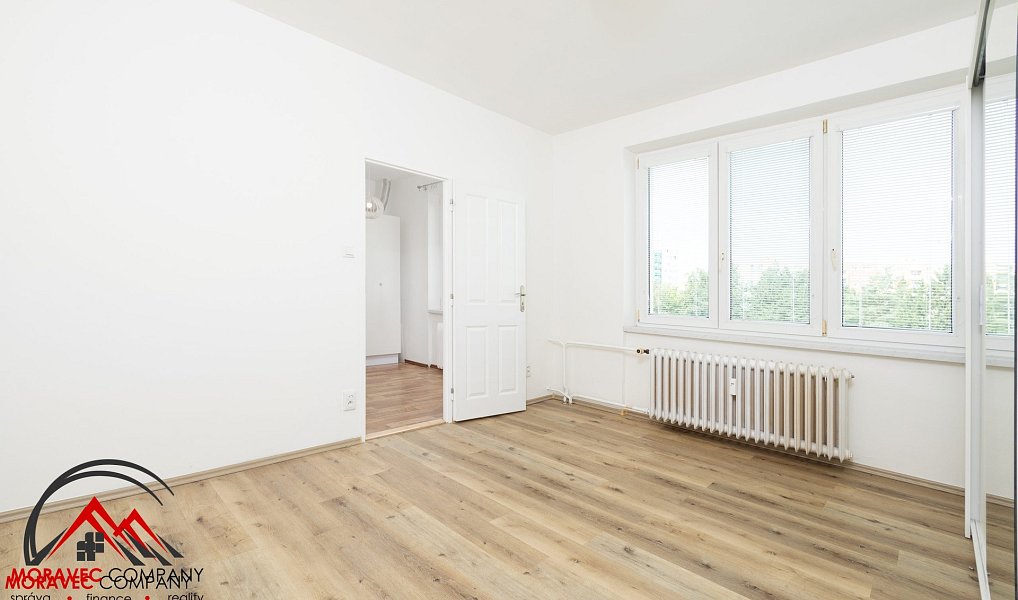 Pronájem bytu 3+1 72 m², Krnov – náhled fotky 6