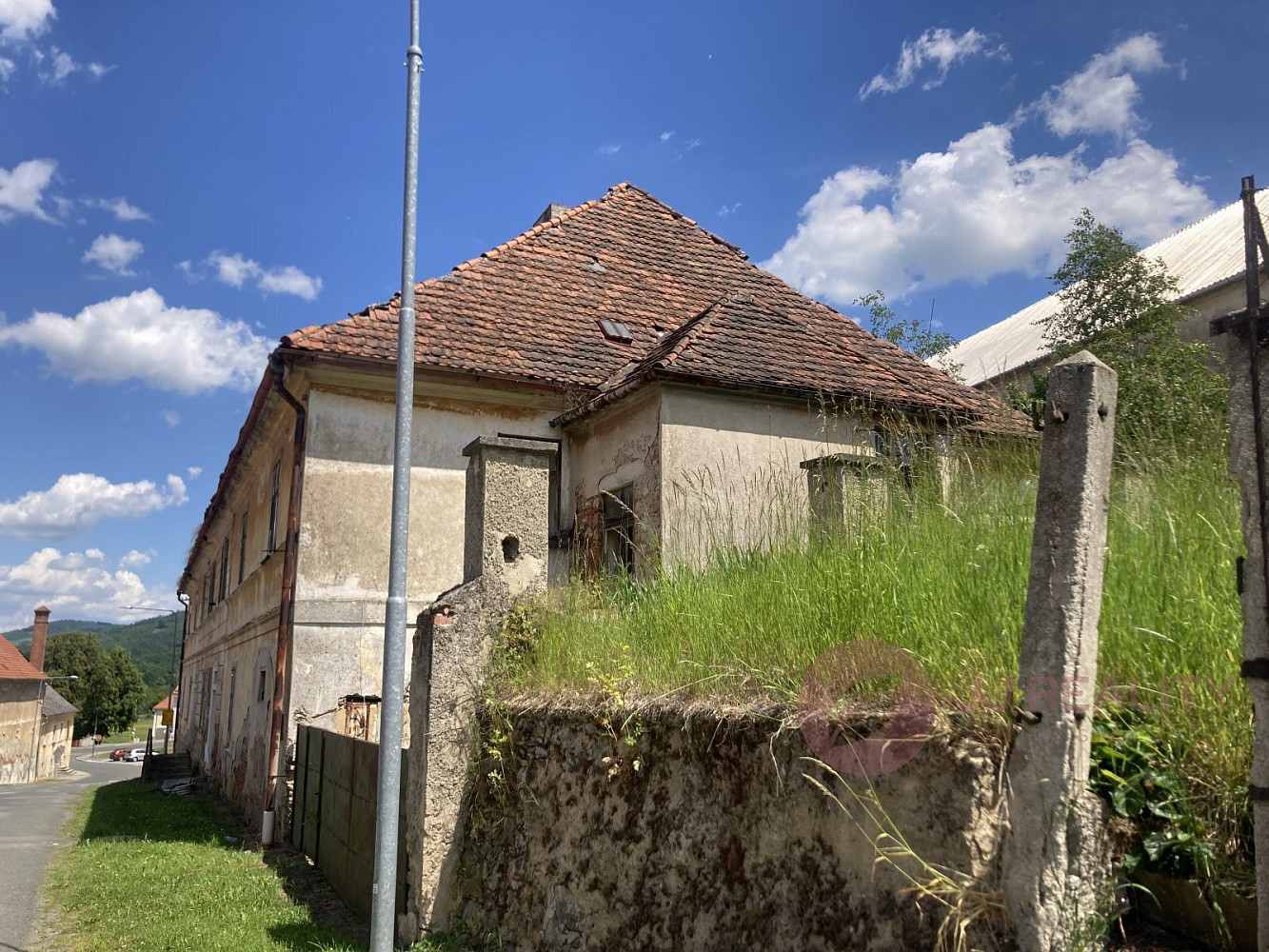 Prodej domu 950 m² s pozemkem 200 m² – pohled 6