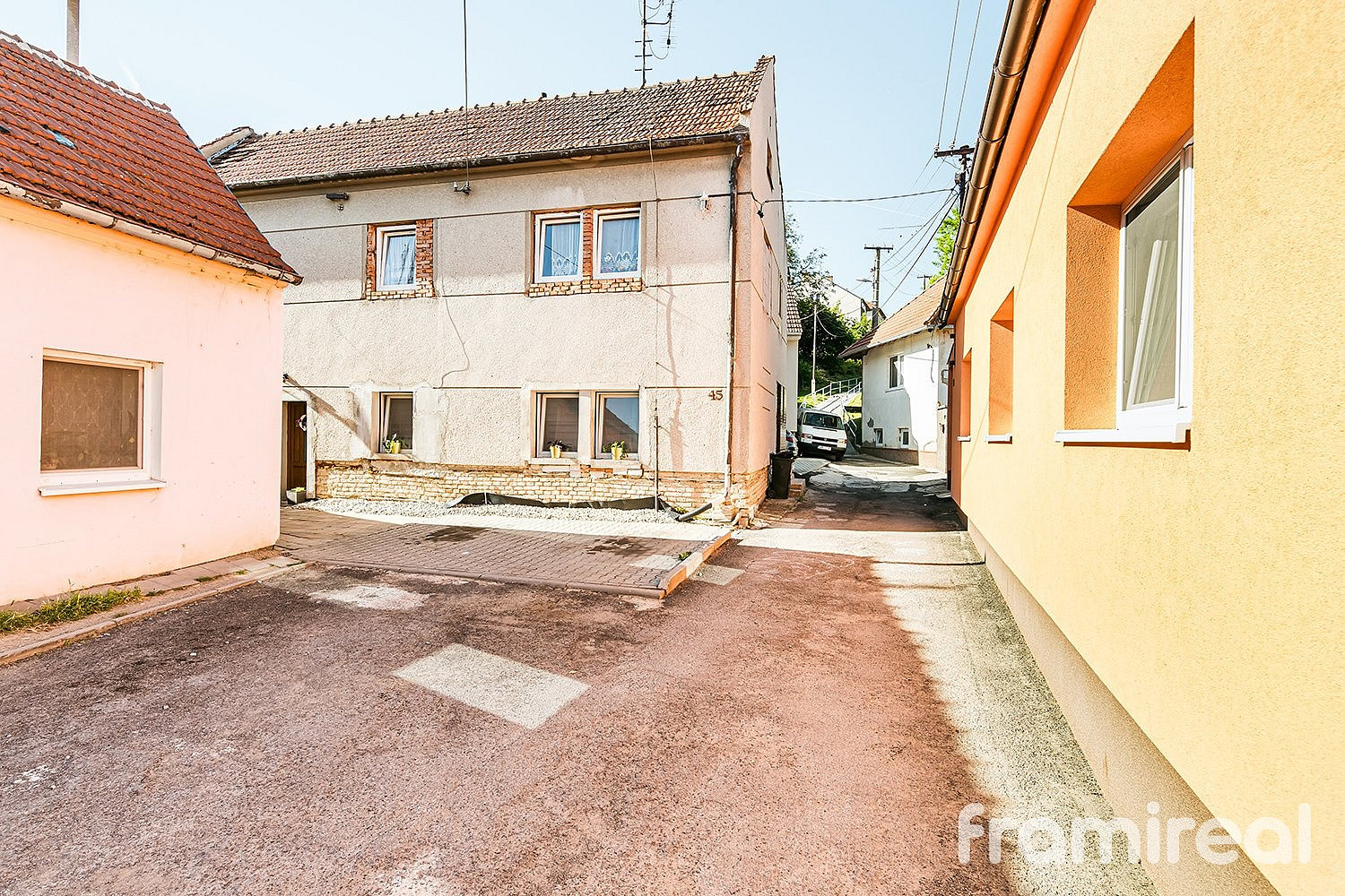 Prodej domu 243 m² s pozemkem 237 m² – fotografie 2