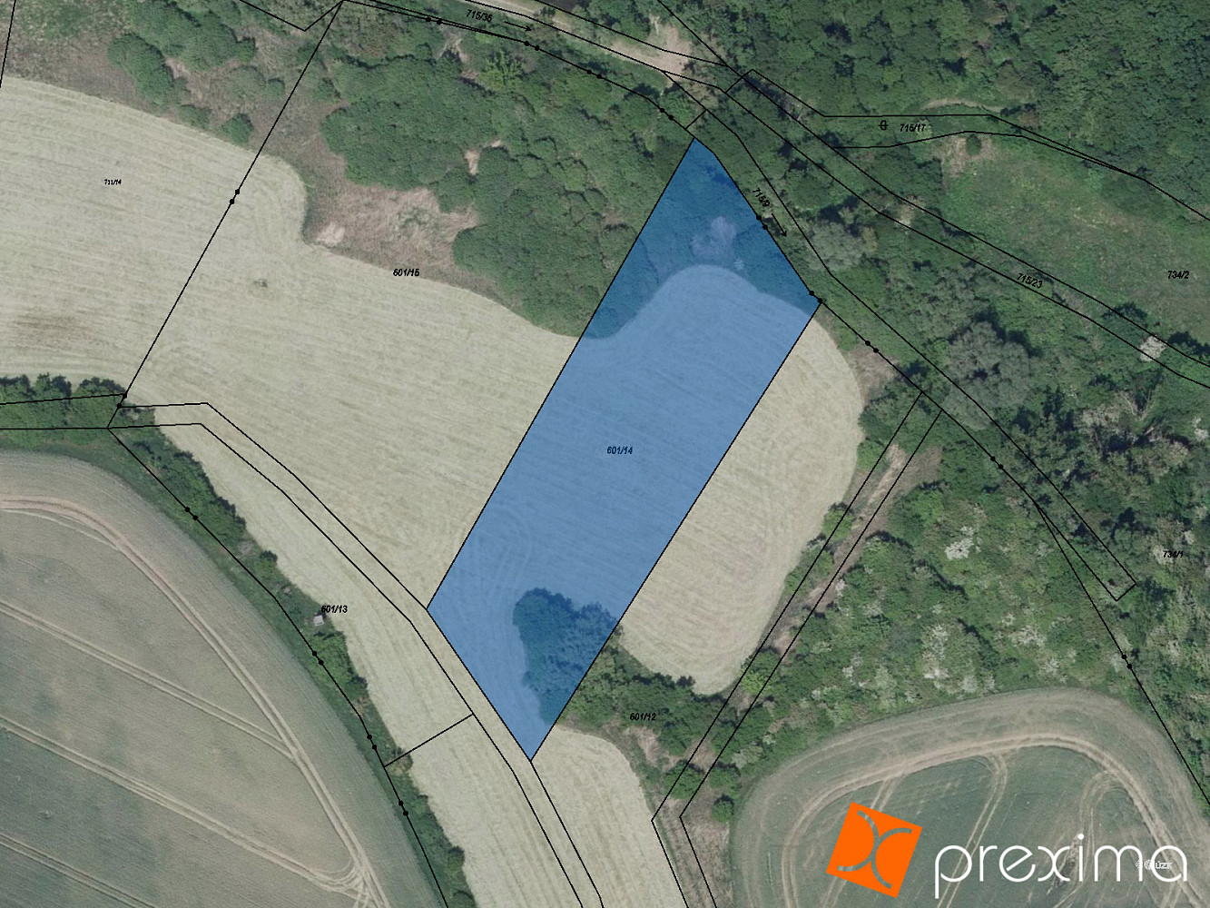 Prodej pole 2 496 m²