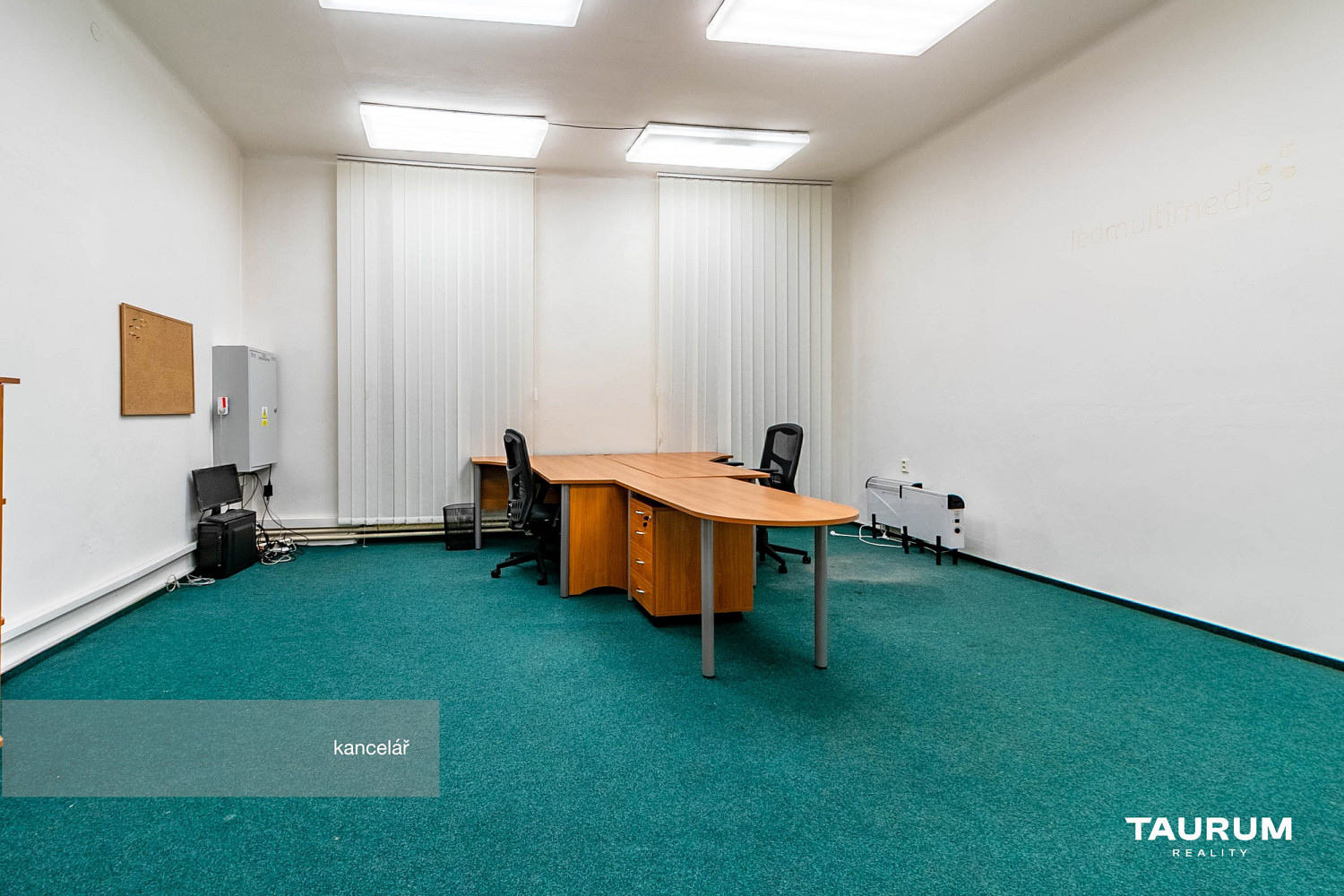 Pronájem kanceláře 39 m² – fotografie 2