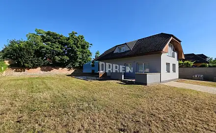 Prodej domu 151 m² s pozemkem 624 m², 5. května, Jirny, okres Praha-východ