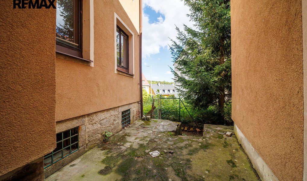Prodej nájemního domu, činžáku 340 m², Aš – náhled fotky 35