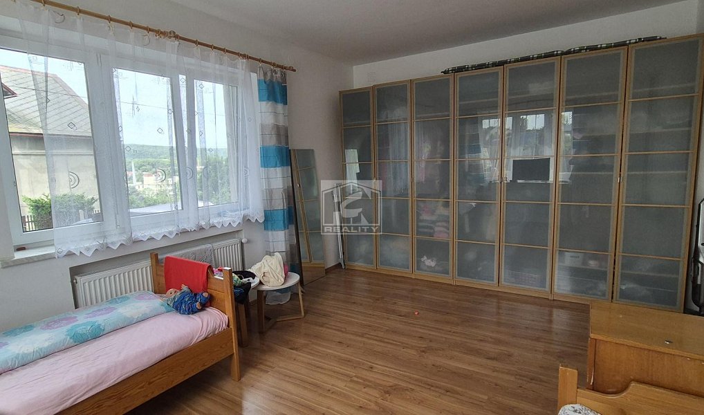 Prodej domu 378 m² s pozemkem 1 507 m², Varnsdorf – náhled fotky 9