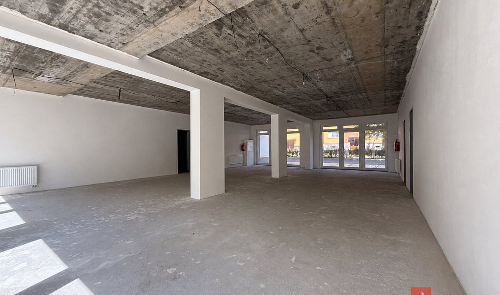 Prodej obchodních prostor 125 m², Nová Role – náhled fotky 5