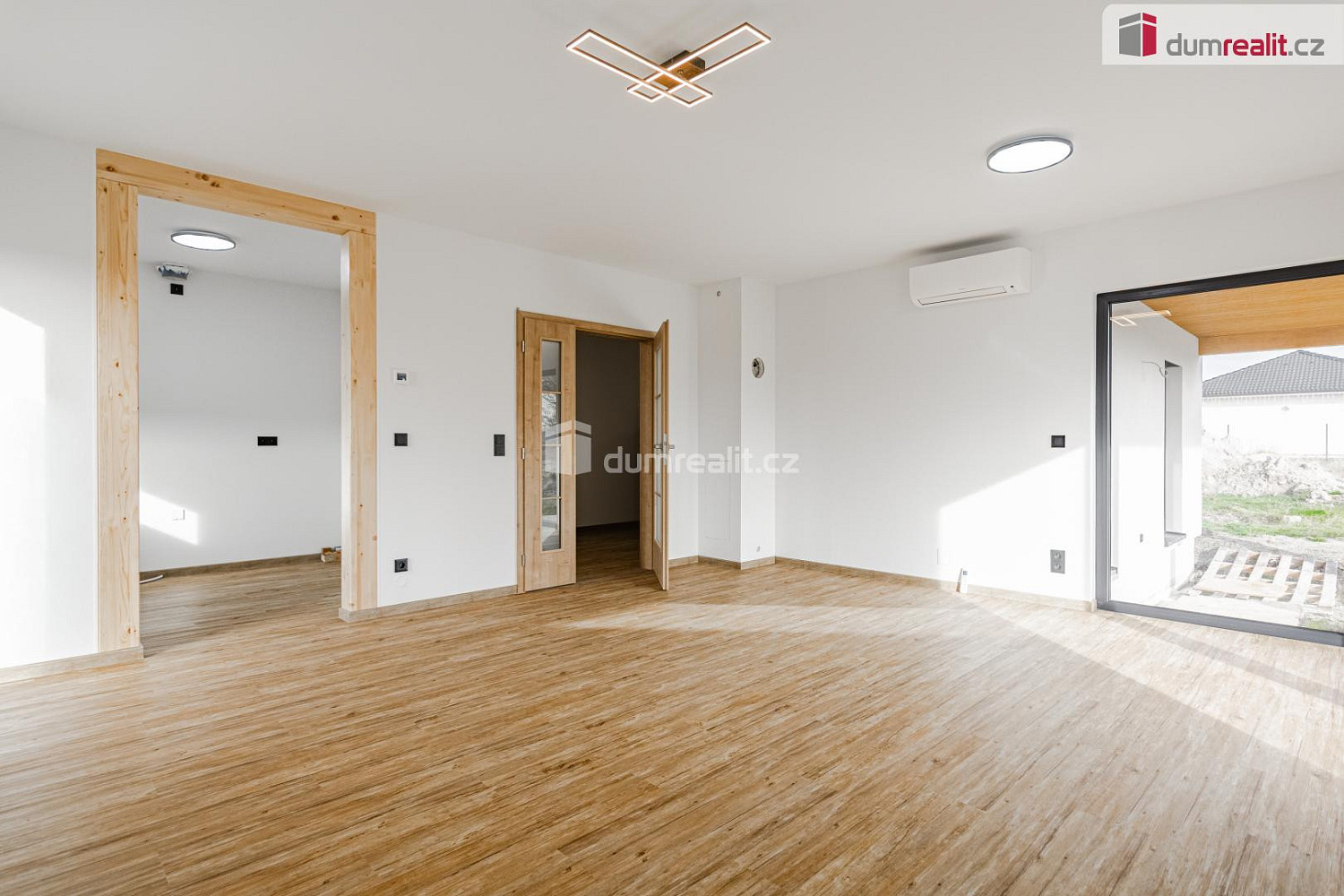 Prodej domu 90 m² s pozemkem 909 m² — photo 5