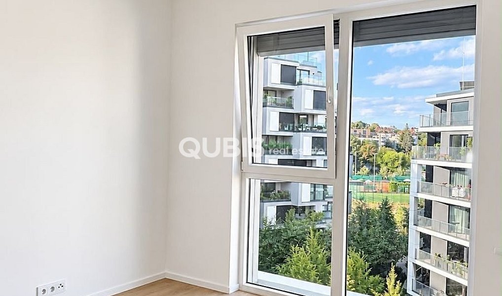 Pronájem bytu 3+kk 119 m², Praha – náhled fotky 3