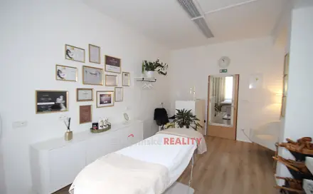 Pronájem komerčního objektu (jiného typu) 18 m², Tovární, Znojmo