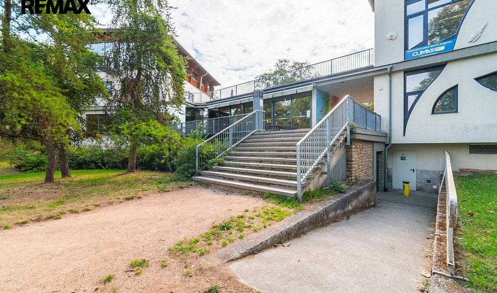 Prodej obchodních prostor 388 m², Plzeň – náhled fotky 9