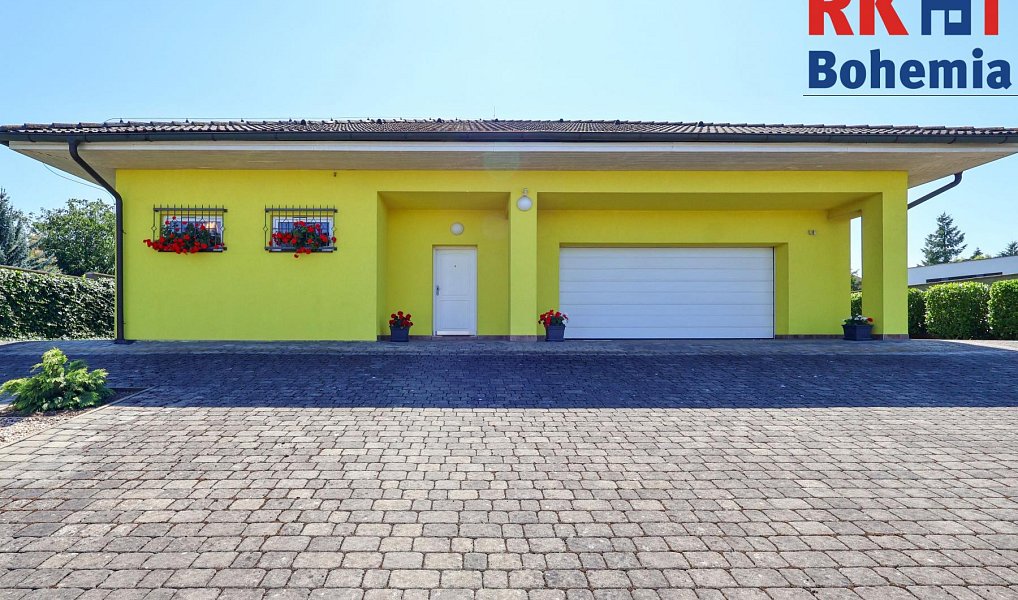 Prodej domu 266 m² s pozemkem 1 426 m², Šestajovice – náhled fotky 3