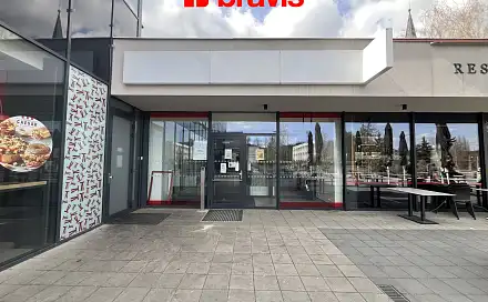 Pronájem obchodních prostor 119 m², náměstí 28. dubna, Brno - Bystrc