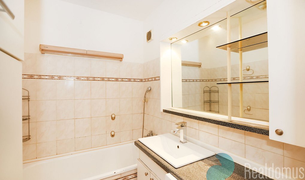 Prodej bytu 3+1 73 m², Praha – náhled fotky 8