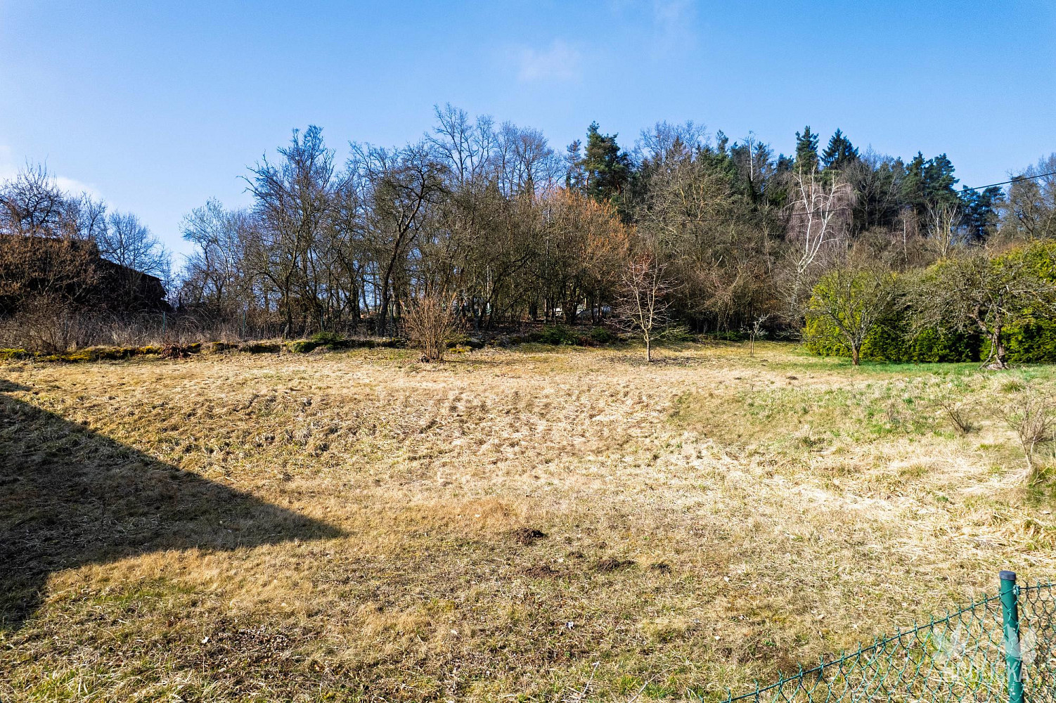 Prodej stavebního pozemku 1 072 m² – fotografie 3