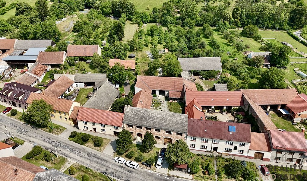 Prodej domu 450 m² s pozemkem 4 431 m², Vanovice – náhled fotky 29