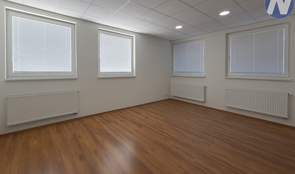 Pronájem kanceláře 120 m², Prachatice – náhled fotky 12