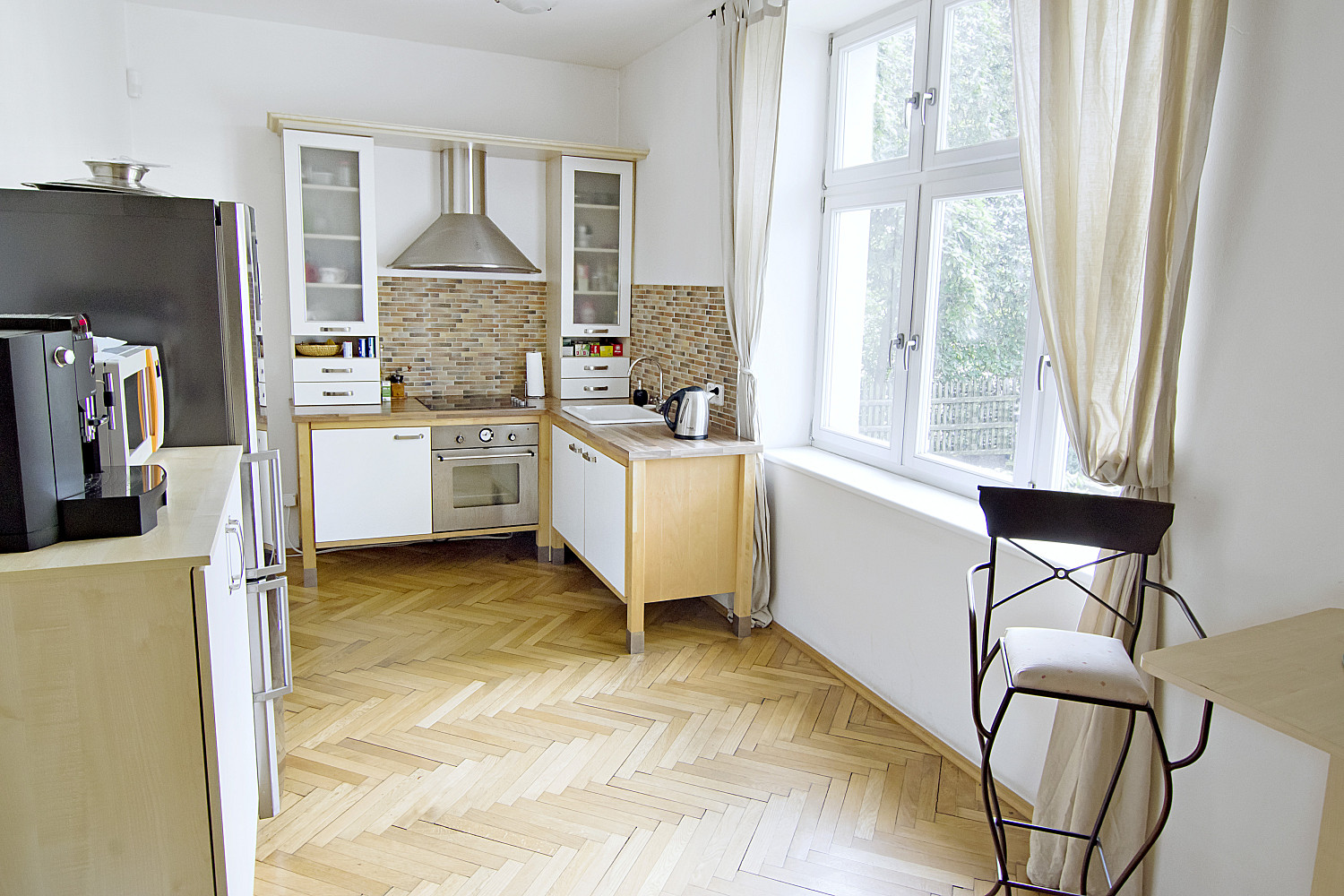 Pronájem kanceláře 35 m² - Widok 3