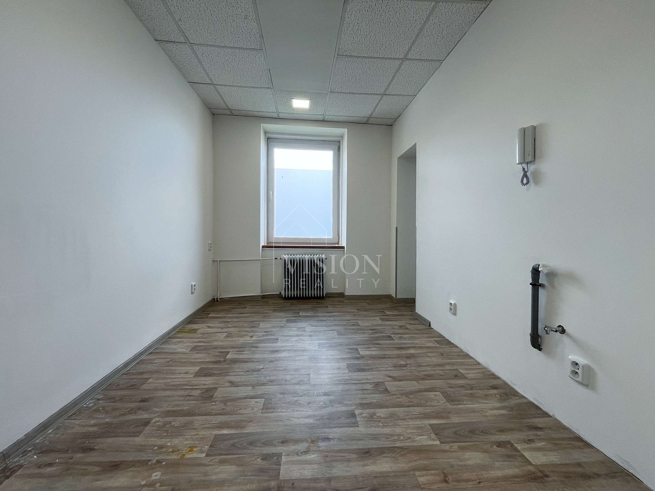 Pronájem kanceláře 22 m² – fotografie 3