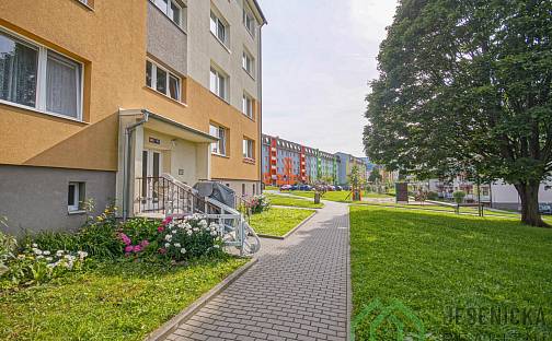 Prodej bytu 3+1 65 m², Boženy Němcové, Jeseník