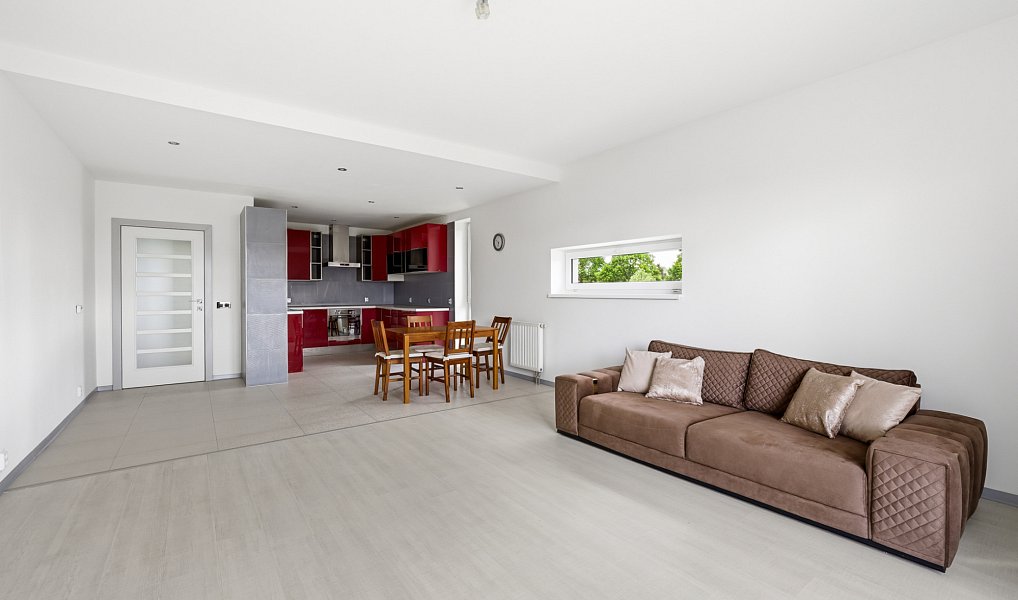 Prodej bytu 3+kk 92 m², Rokycany – náhled fotky 2
