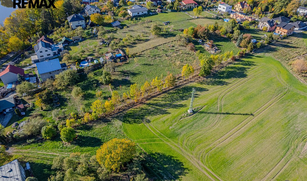 Prodej stavebního pozemku 3 958 m², Valašské Meziříčí – náhled fotky 4