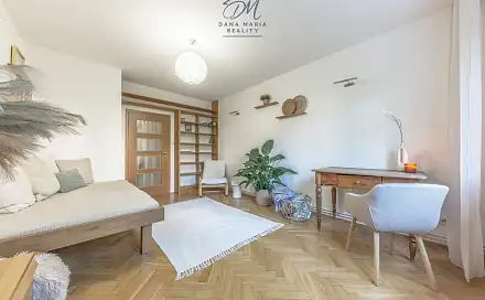 Prodej bytu 2+1 70 m², Nučická, Praha 10 - Strašnice