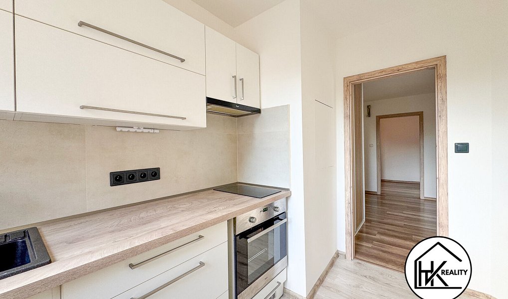 Pronájem bytu 3+1 71 m², Teplice – náhled fotky 4