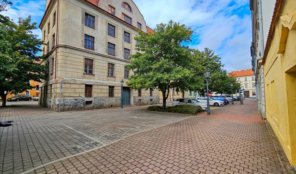 Prodej skladovacích prostor 2 000 m², Žatec – náhled fotky 5
