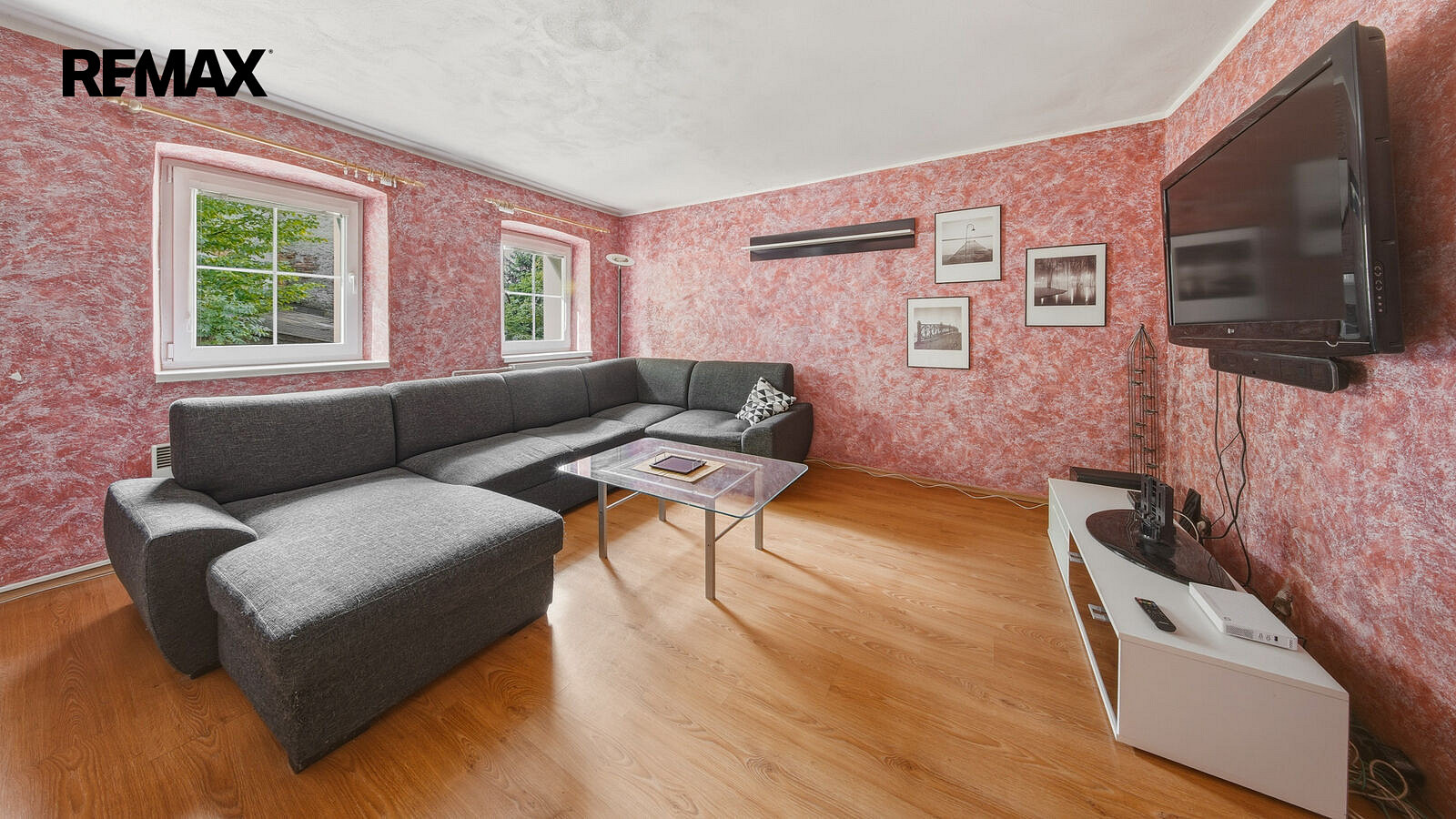 Prodej domu 136 m² s pozemkem 1 470 m² – fotografie 2