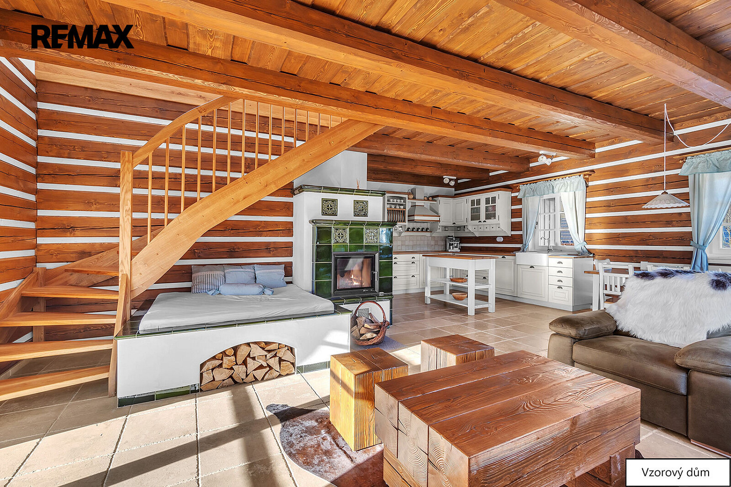 Prodej domu 166 m² s pozemkem 1 373 m² – fotografie 3