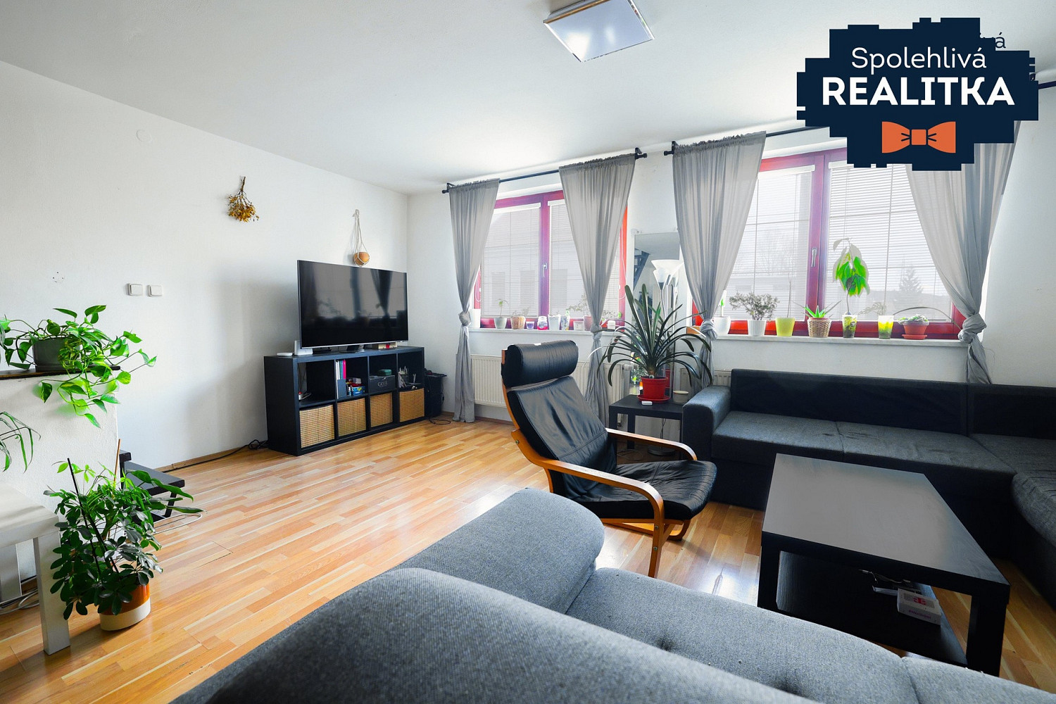 Prodej nájemního domu, činžáku 135 m² — photo 3