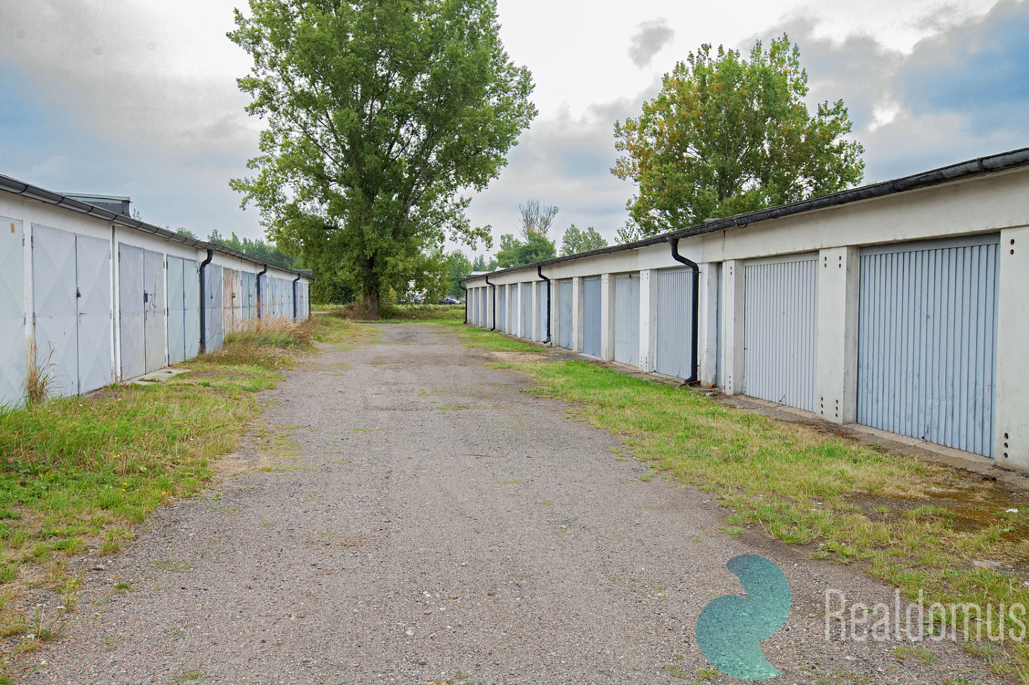 Prodej garáže 19 m2 hradec králové - pouchov — photo 3
