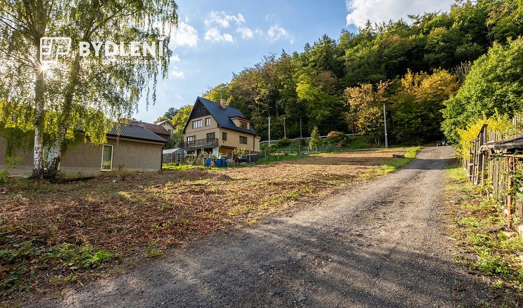 Prodej stavebního pozemku 728 m², Dubí – náhled fotky 5