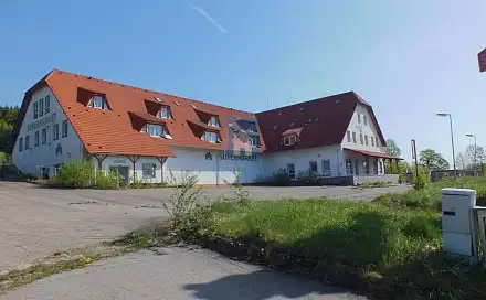 Prodej komerčního objektu (jiného typu) 39 598 m², Strážný - Řasnice, okres Prachatice