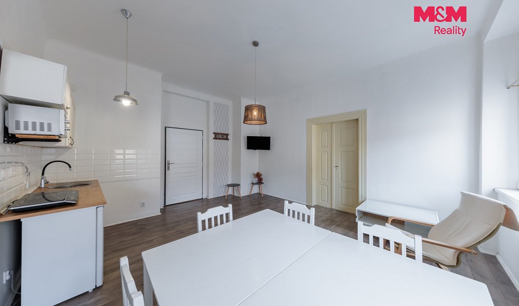 Prodej nájemního domu, činžáku 327 m², Hroznětín – náhled fotky 21