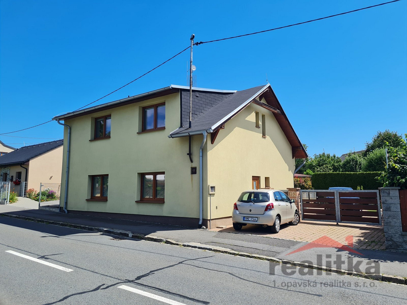 Prodej domu 334 m² s pozemkem 533 m² – fotografie 2