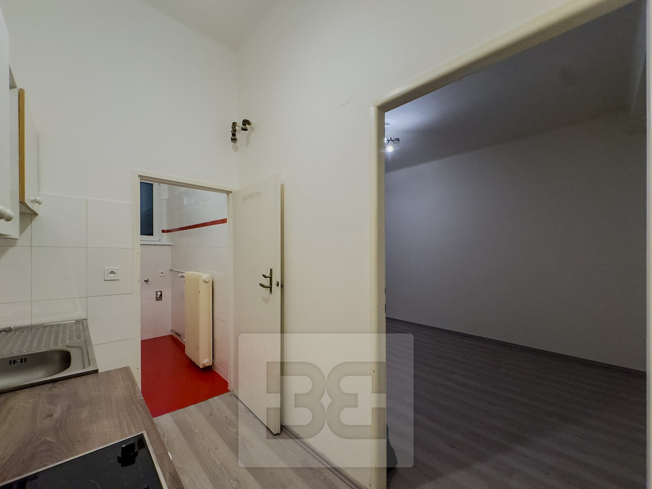 Pronájem bytu 1+kk 26 m² — photo 3