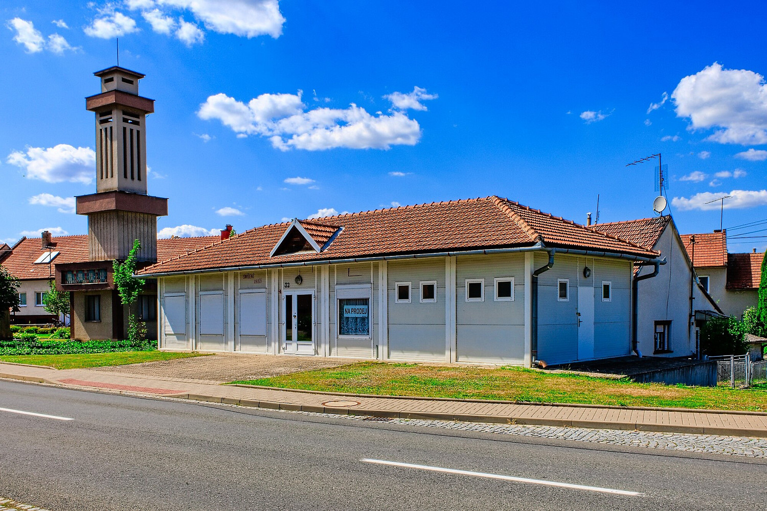 Prodej obchodních prostor 96 m² – fotografie 3
