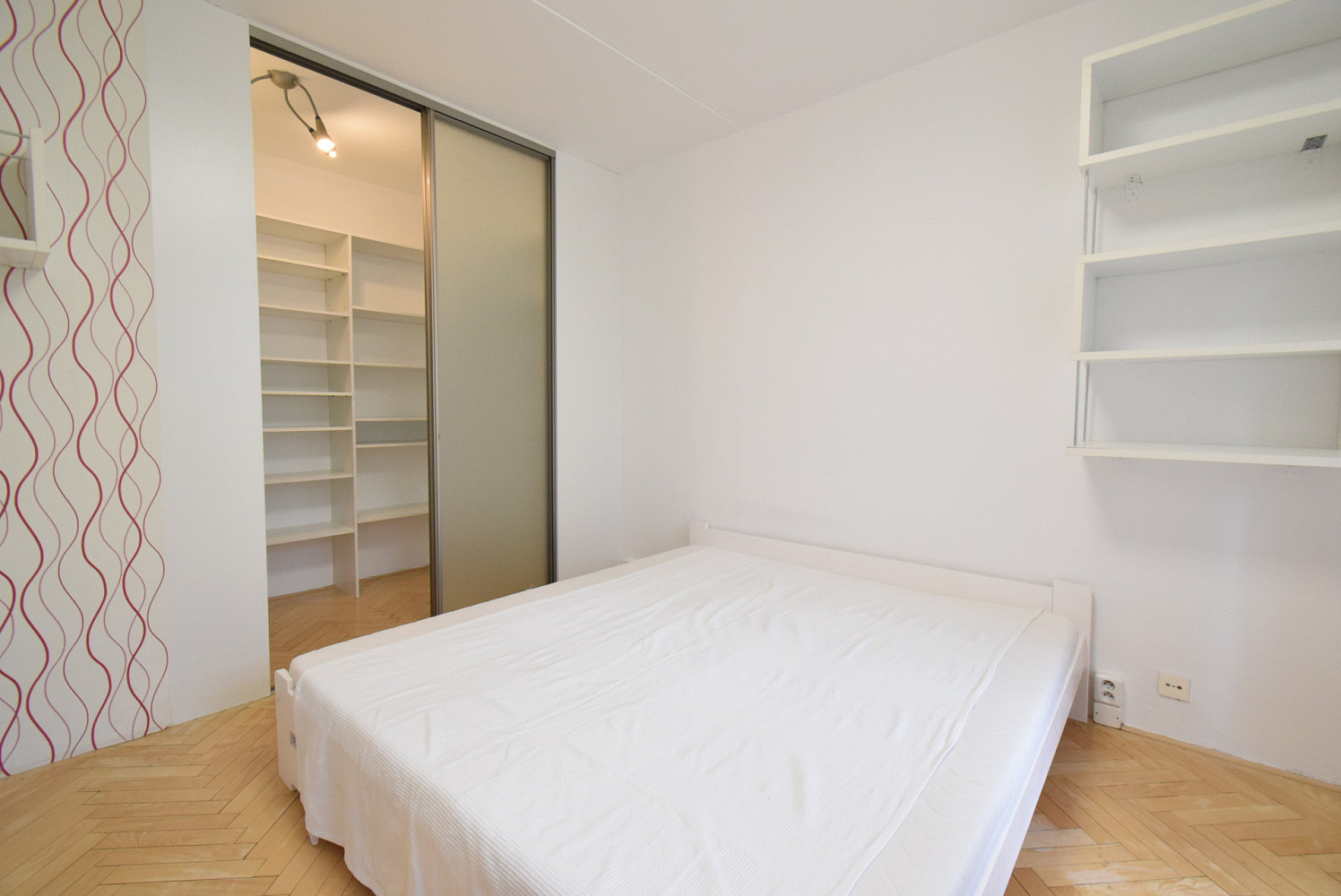 Pronájem bytu 1+1 34 m² – fotografie 5