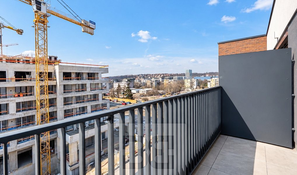 Pronájem bytu 1+kk 32 m², Praha – náhled fotky 6