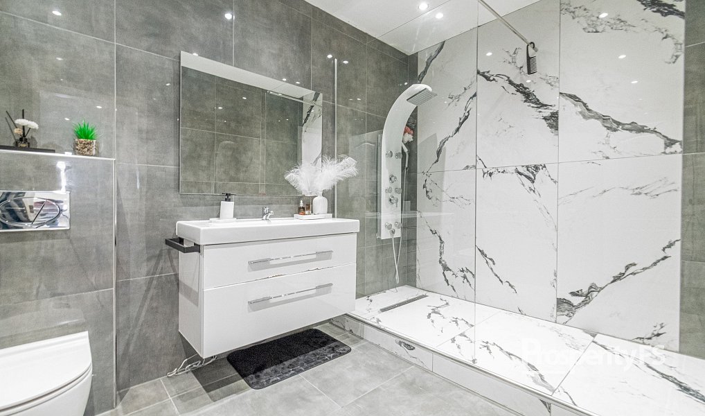 Prodej domu 290 m² s pozemkem 658 m², Kyselovice – náhled fotky 3
