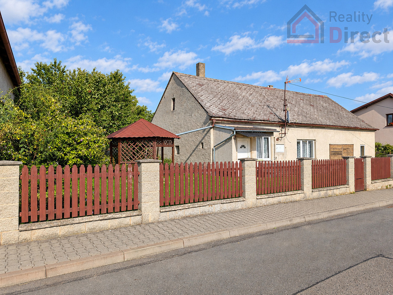 Prodej domu 190 m² s pozemkem 1 352 m²