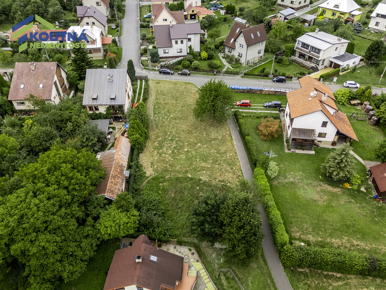 Prodej stavebního pozemku 1 111 m² – fotografie 3